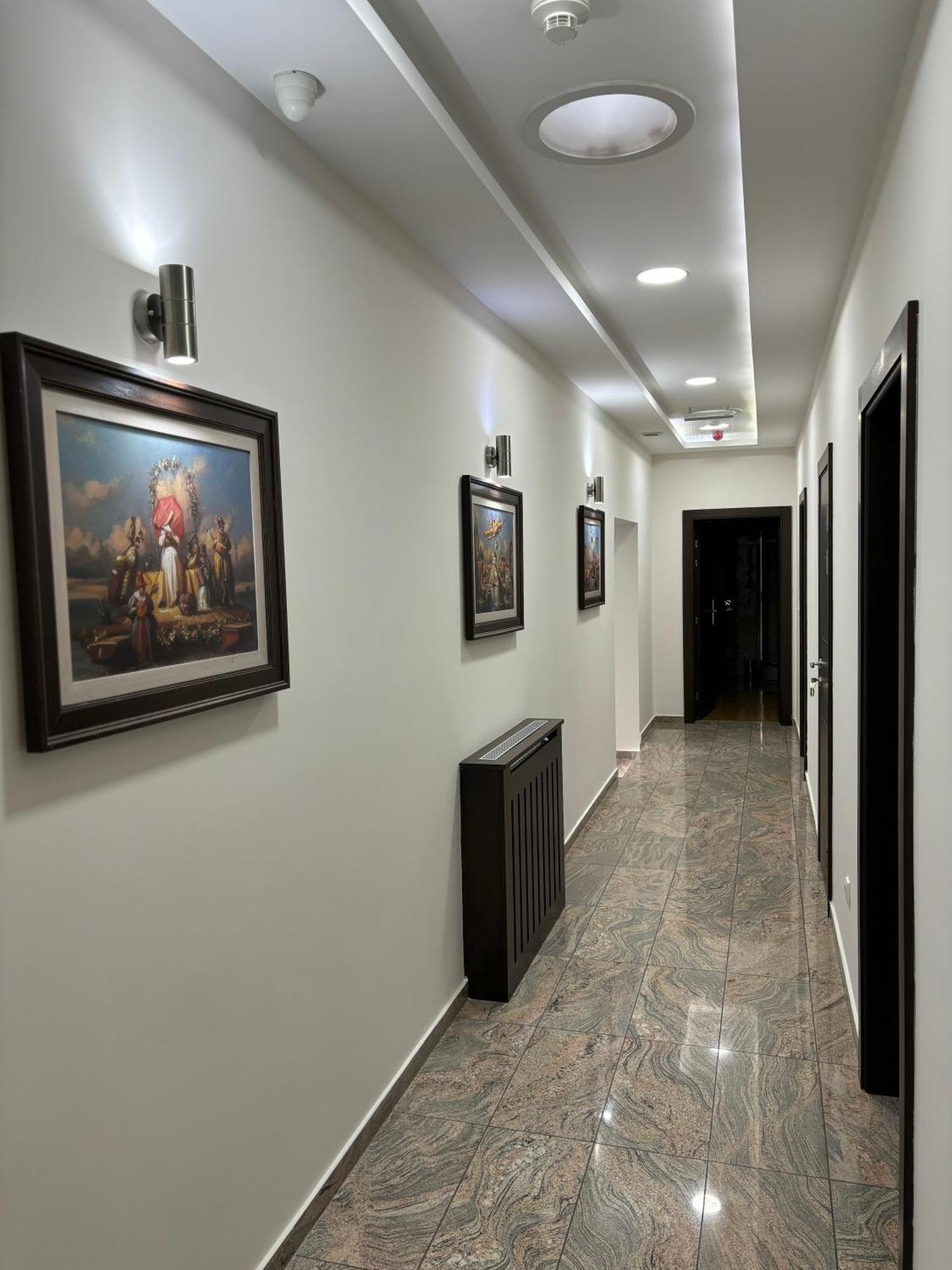 Atrium Bed & Breakfast สเรมสกา มิโตรวิตซา ภายนอก รูปภาพ