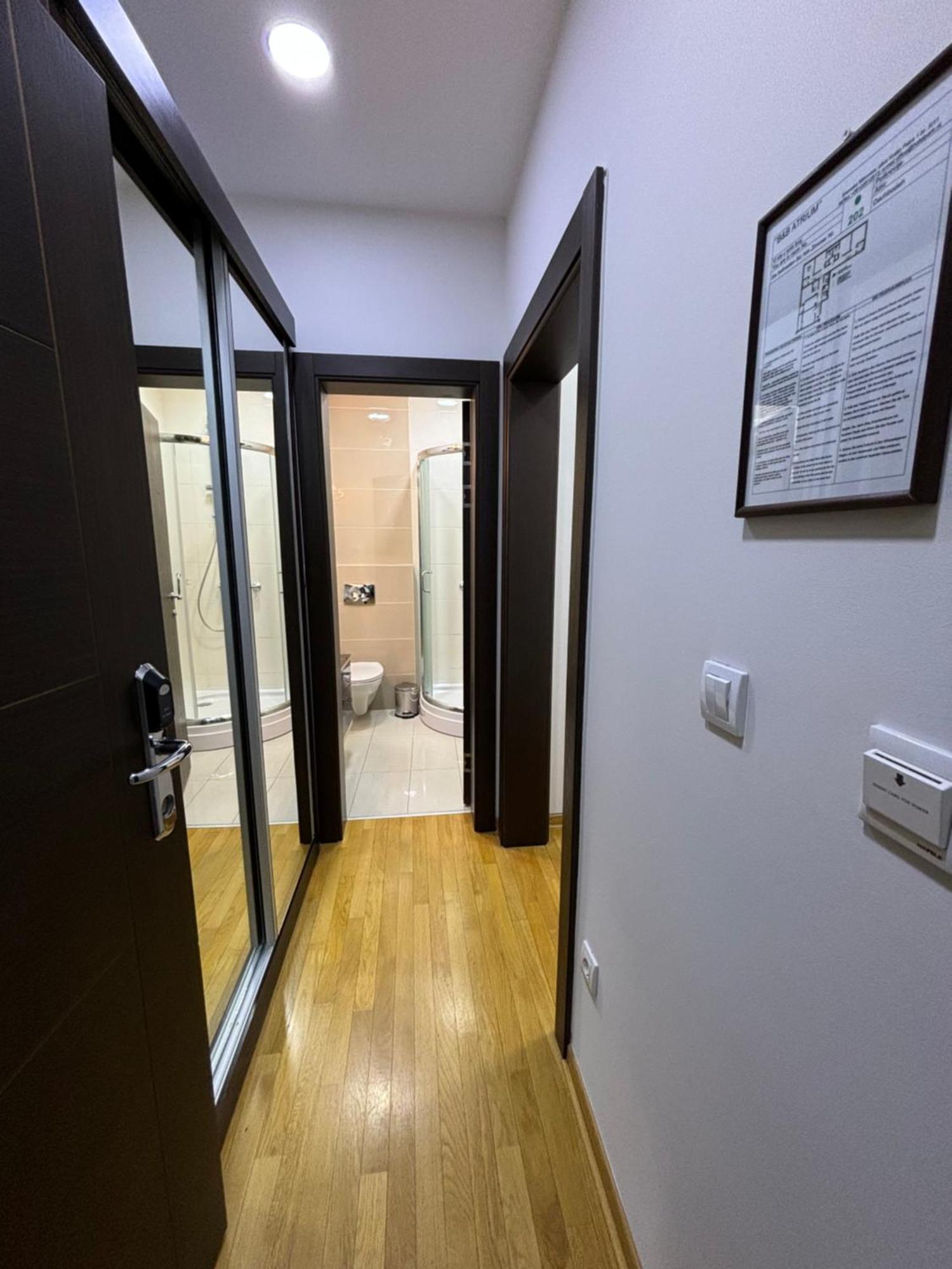 Atrium Bed & Breakfast สเรมสกา มิโตรวิตซา ภายนอก รูปภาพ