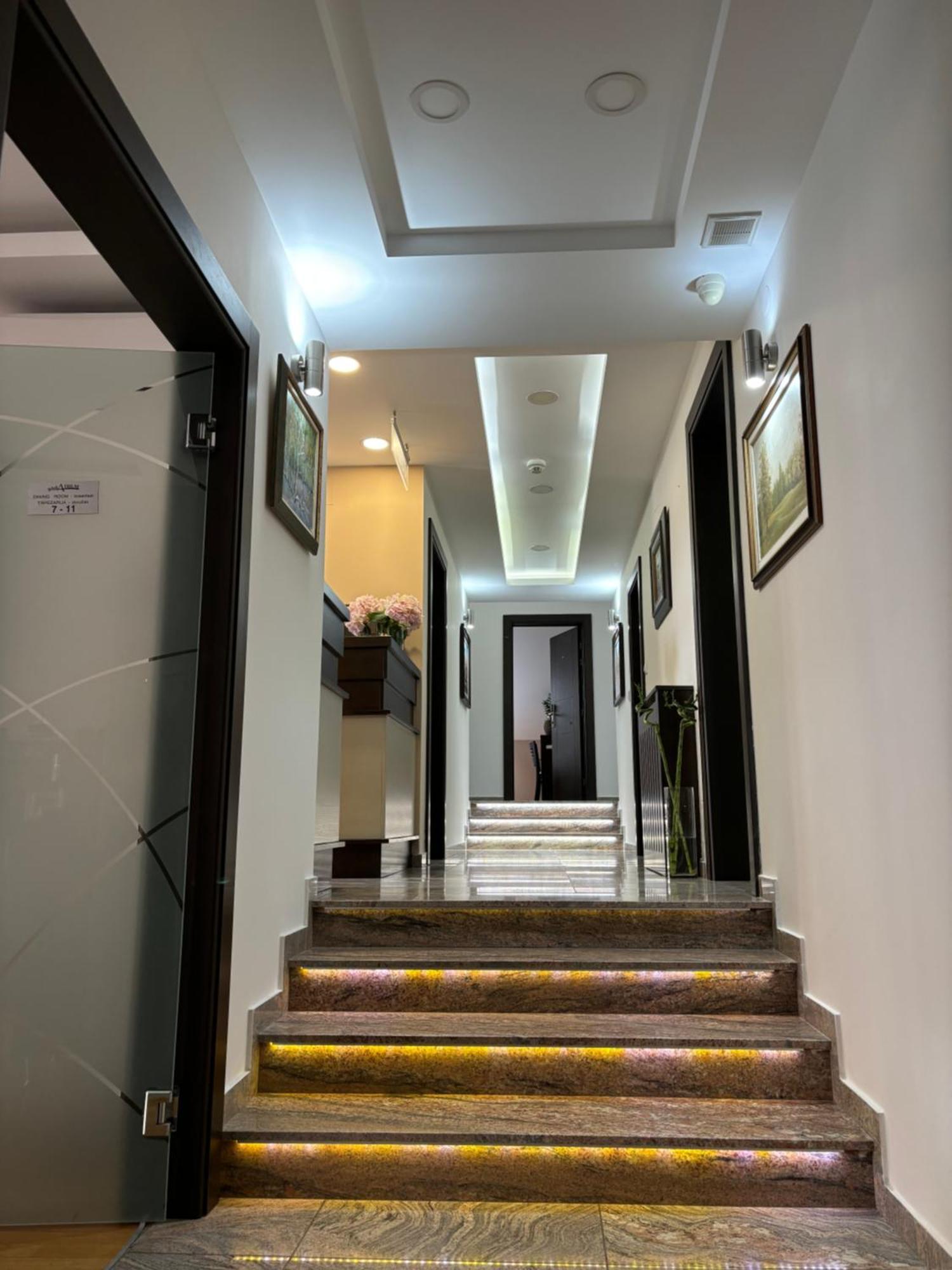 Atrium Bed & Breakfast สเรมสกา มิโตรวิตซา ภายนอก รูปภาพ